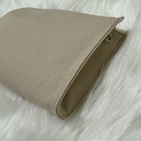 Dior Beauty mini bag - Picture 12 of 15